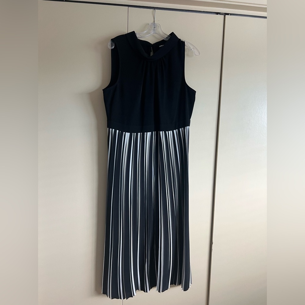 Karl Lagerfeld Black and White Dress with Pleated Skirt